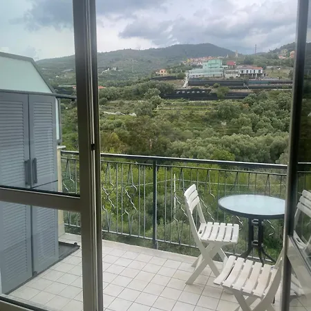 Mome Apartman Terzorio